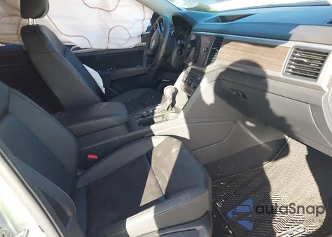 2019 Volkswagen Atlas 3.6L V6 Se W/Technology z USA, uszkodzony, nr VIN 1V2UR2CA8KC553289